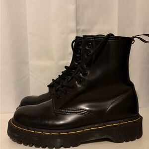 Dr. Martens 1460 BEX SMOOTH LEATHER LACE UP BOOTS | WOMEN SIZE 7